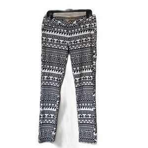 Hybrid  & Company Aztec tribal print size 11 jeans/pants